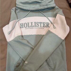 Hollister Women’s Mint and Cream Hoodie